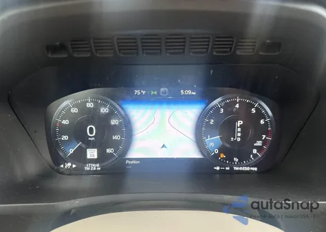 2016 Volvo Xc90 T6 из США, поврежденный, VIN YV4A22PL6G1018305